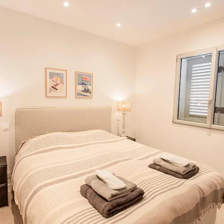 La Neptune Вилла Ла Круа-Вальме